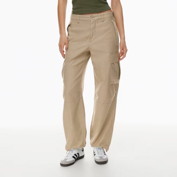 Aritzia TNA Khaki Cargo Pants - Picture 1 of 6